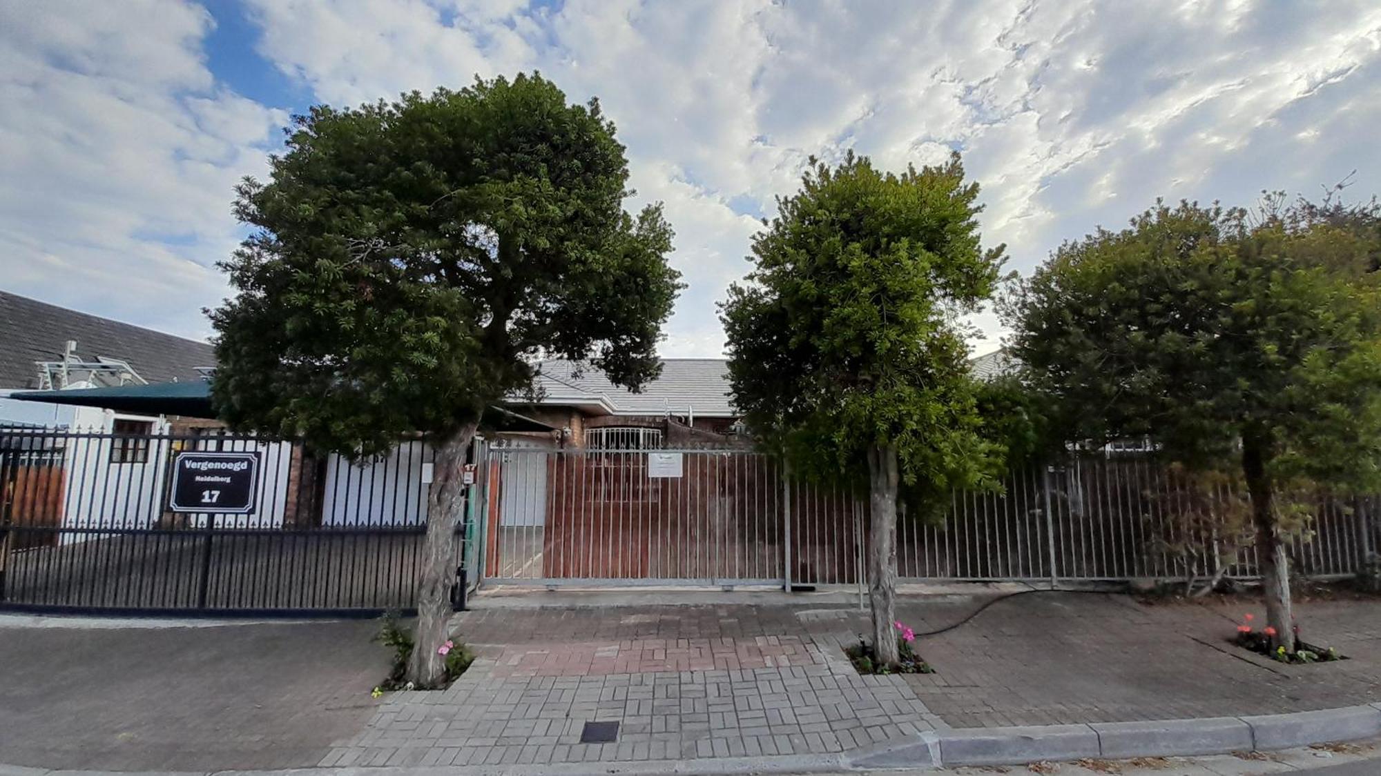Vergenoegd Guesthouse Parow Luaran gambar